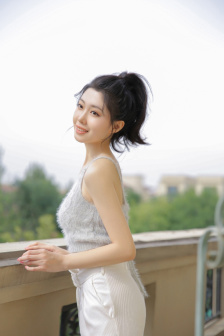 5566亚洲精华国产精华精华液