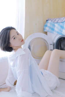 表妹她婀娜万千免费